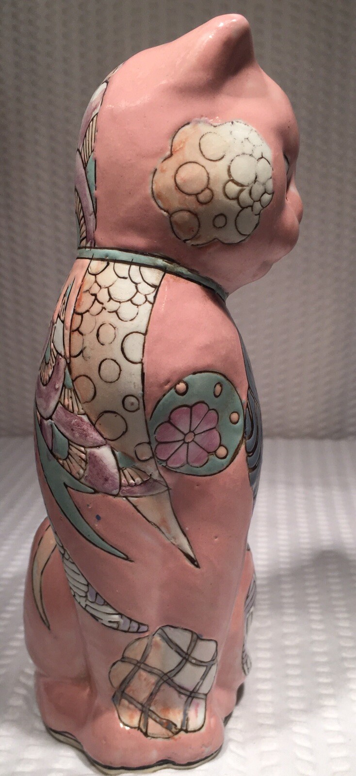 (1) ~ 6” Pink Colorful Ceramic Chinese Porcelain HFP Macau Cat ~ EC