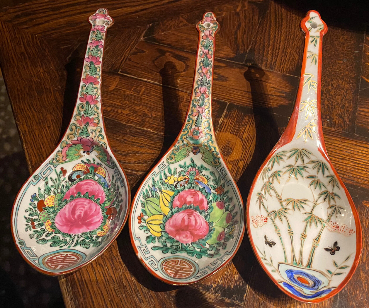 3 Large vintage Chinese hand enameled Porcelain SPOONS asia ceramic art