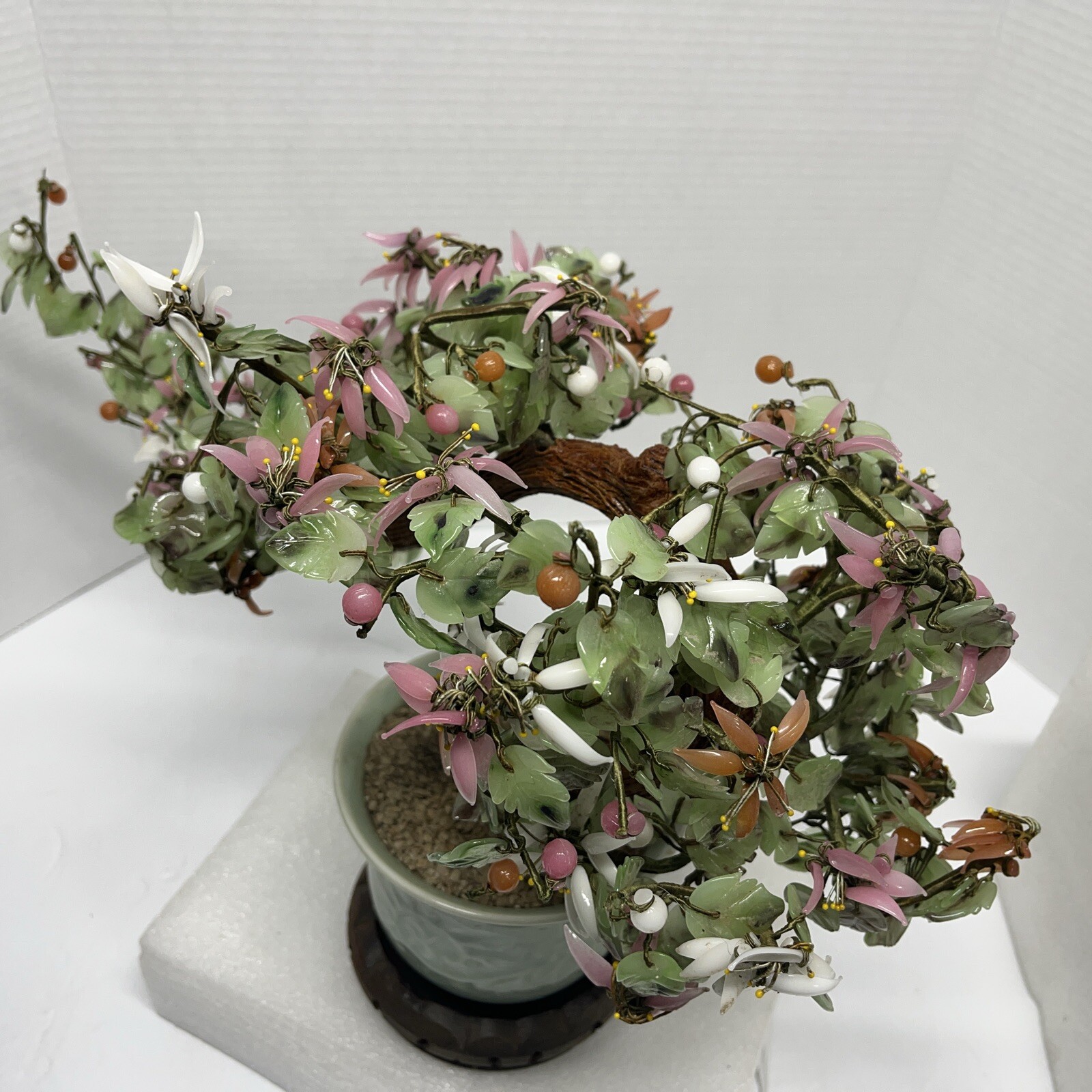 Vtg Japanese/Chinese/Asia Bonsai Jade Tree W/Berries 18″ L 13″ T w/pot & stand