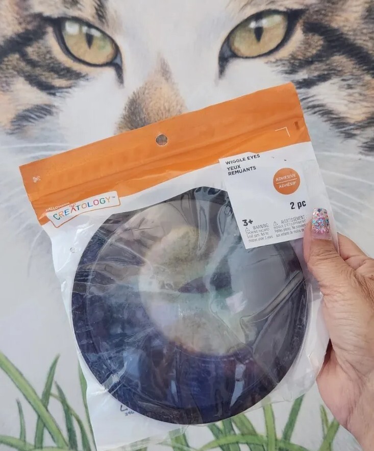 👀L@@K Big 6″ Creatology™ Jumbo Halloween Adhesive WIGGLE CAT EYES Hologram