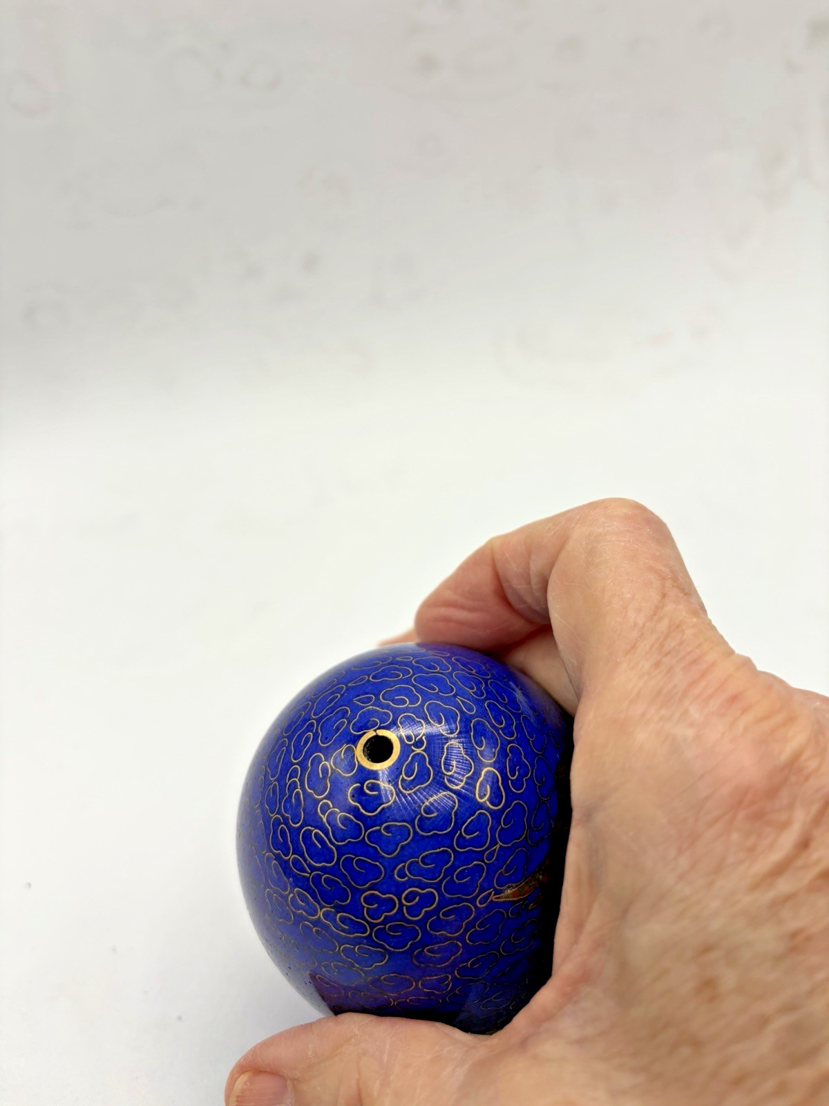 Vintage Chinese Cloisonné Enamel Egg Closed Incense Burner Blue Floral Design