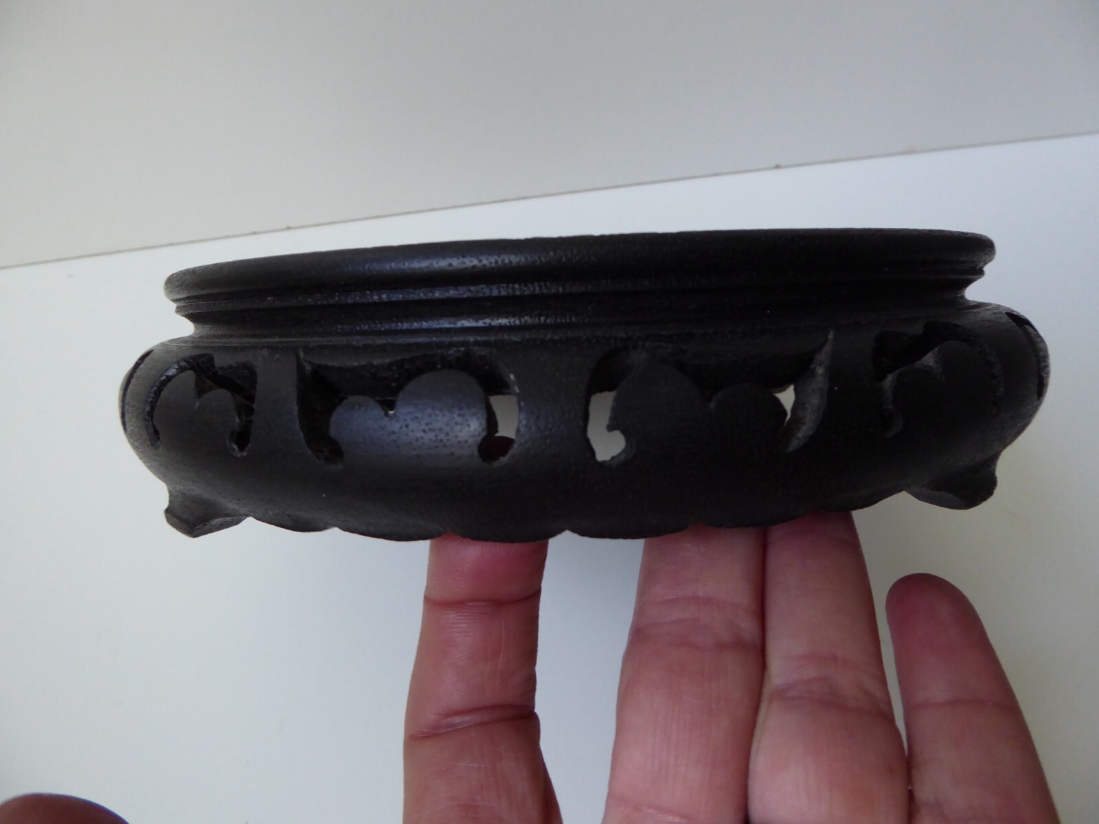 Vintage Chinese Asian Carved Teak Wood Openwork Stand Base 8 inch