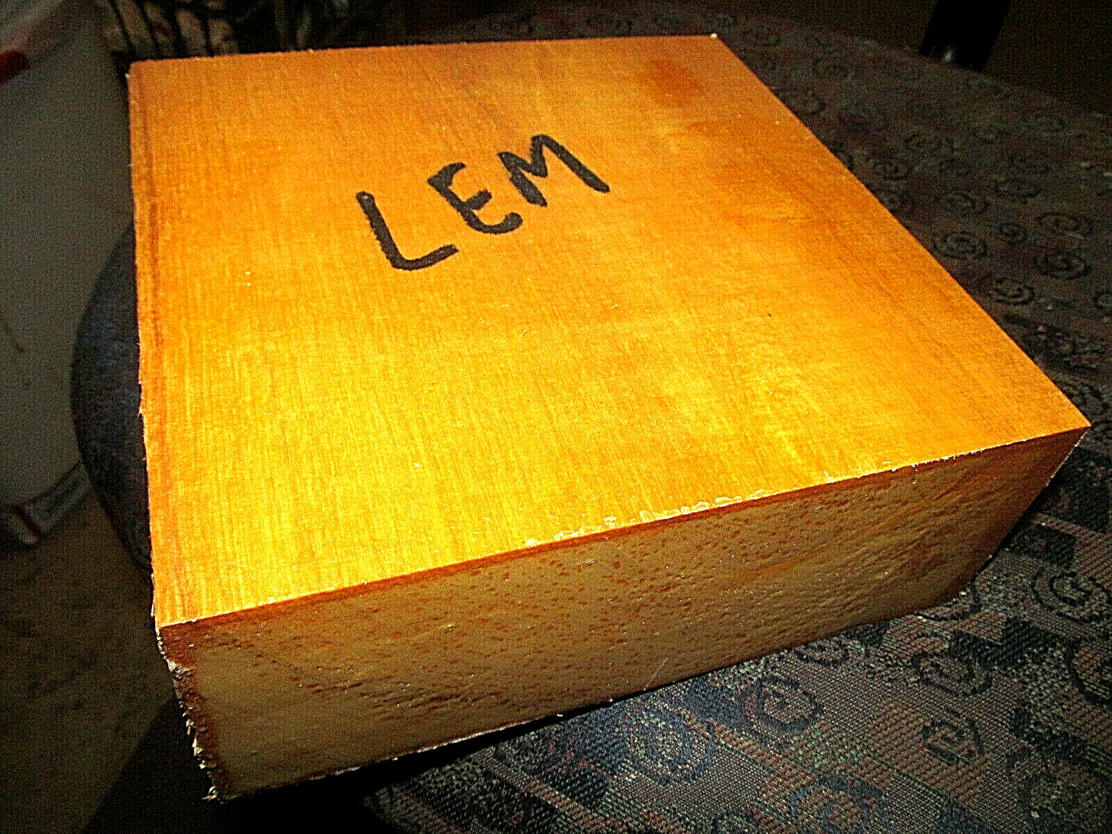ONE LARGE BEAUTIFUL DRY LEMONABALLI WOOD BLANK LUMBER WOOD 8″ X 8″ X 4″ B GRADE