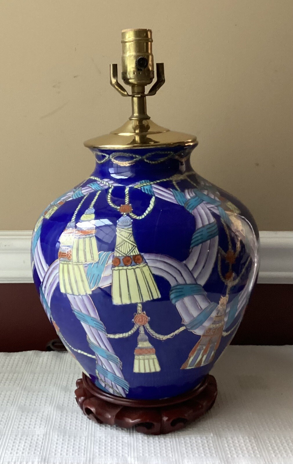 VTG Chinese Cobalt Blue Porcelain Vase Lamp Hand Painted Tassels Ribbons, 16.75”
