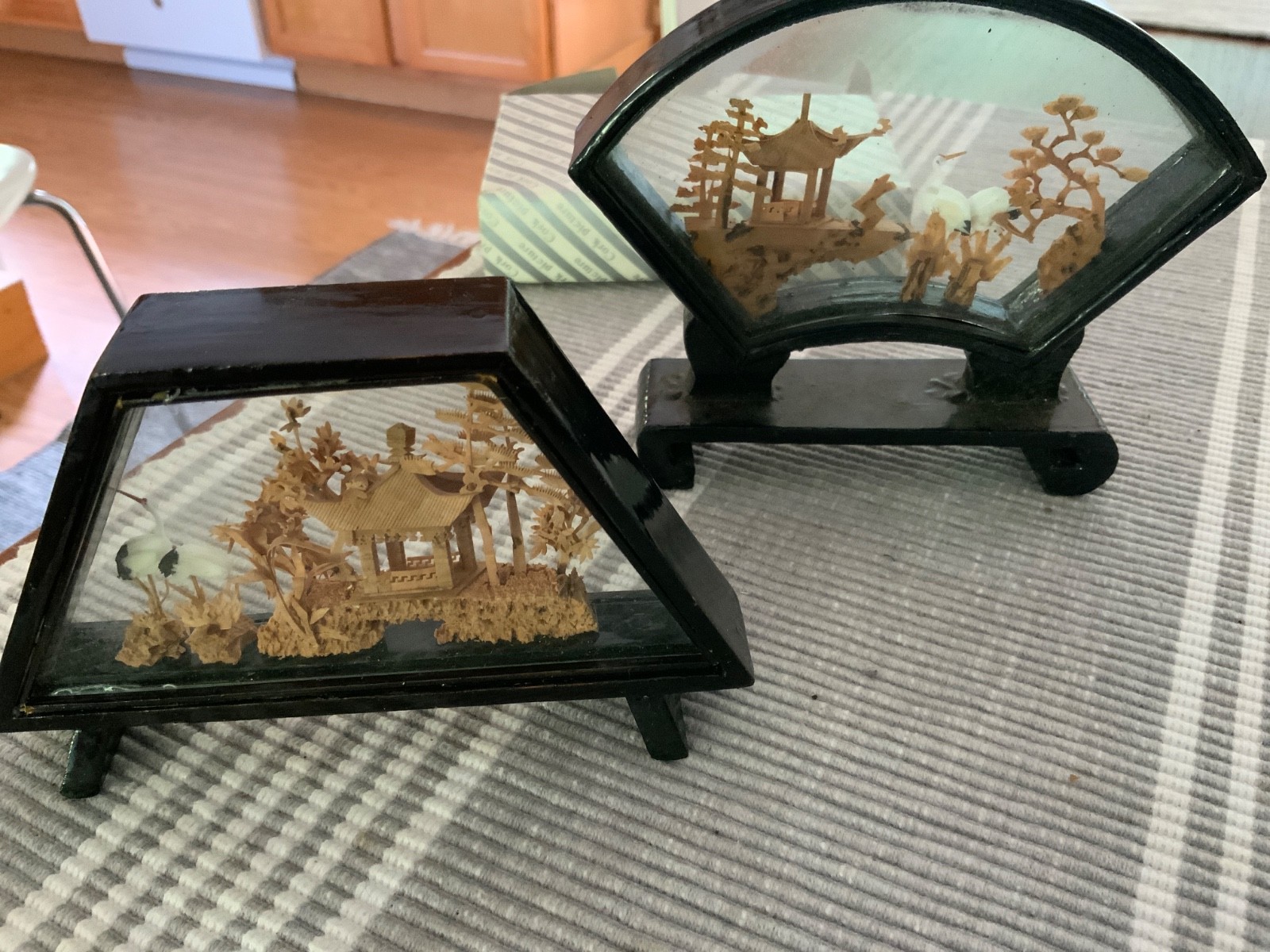 Vtg 2 Cork Dioramas 3D Mini Landscape w/ Cranes Pagoda Lacquered Wood Base