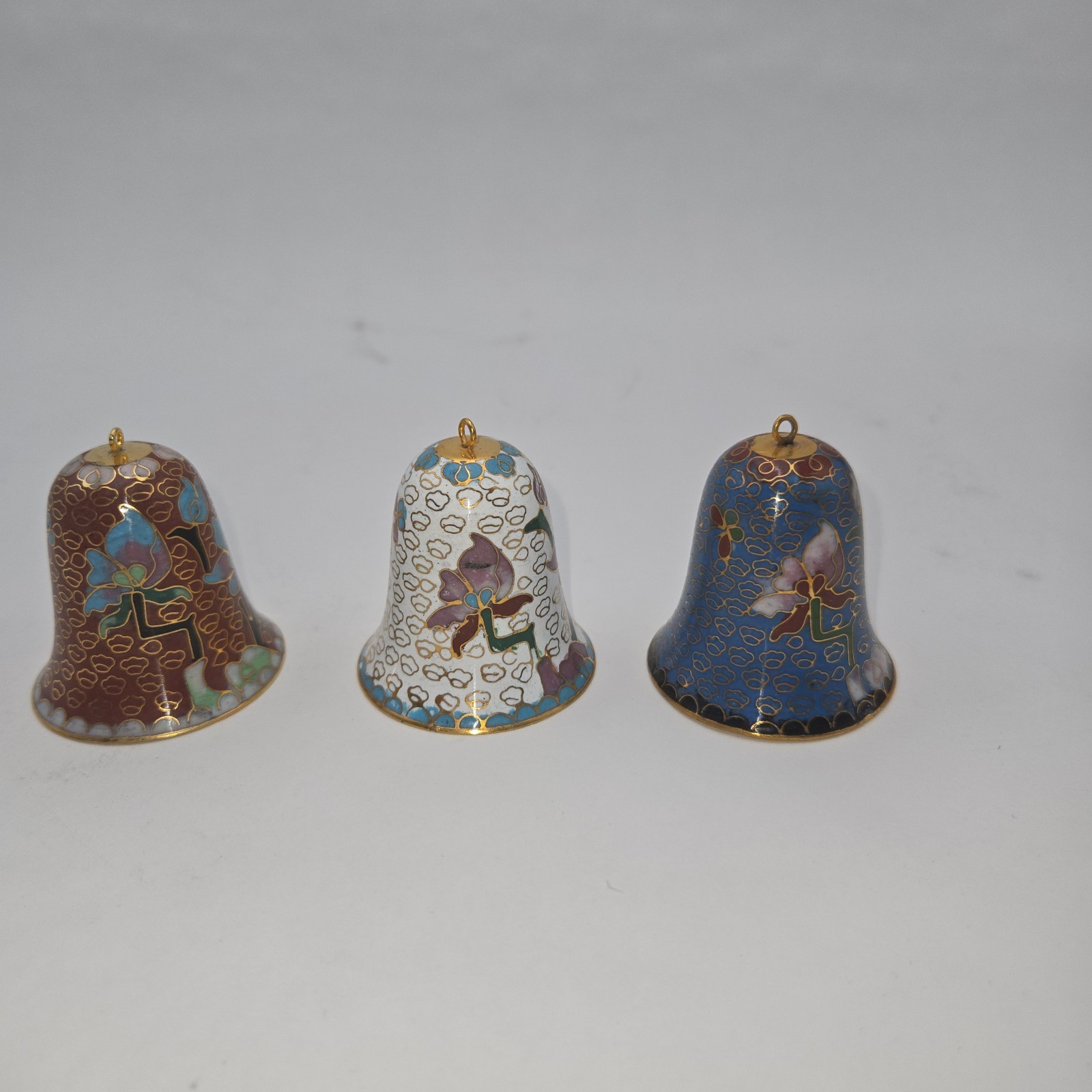 Vintage Chinese Cloisonné Bells Set of 3 Brass Enamel Ornaments Boxed 1980s