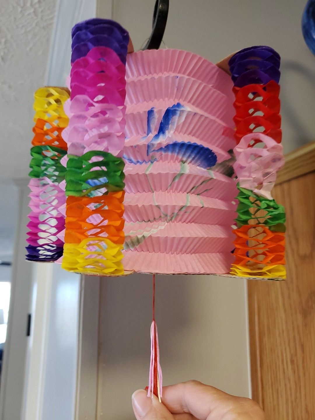 12 Genuine Vintage Chinese Paper Lanterns With Tassels Butterfly Print Cardstock