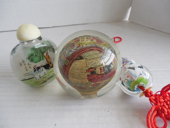 Vintage Chinese Reverse Painted Glass Sphere , snuff bottle + gourd ornament