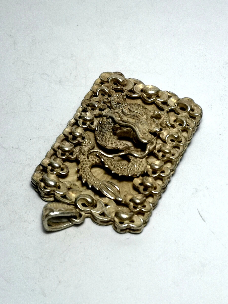Old Collection Chinese Tibet Silver Carved Dragon Statue Necklace Decoration