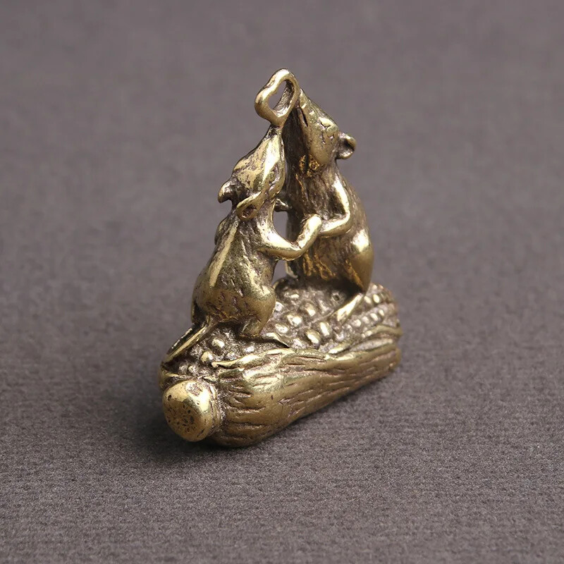 Copper Figurines Ornament Retro Brass Animal Keychain Pendant Home Decor