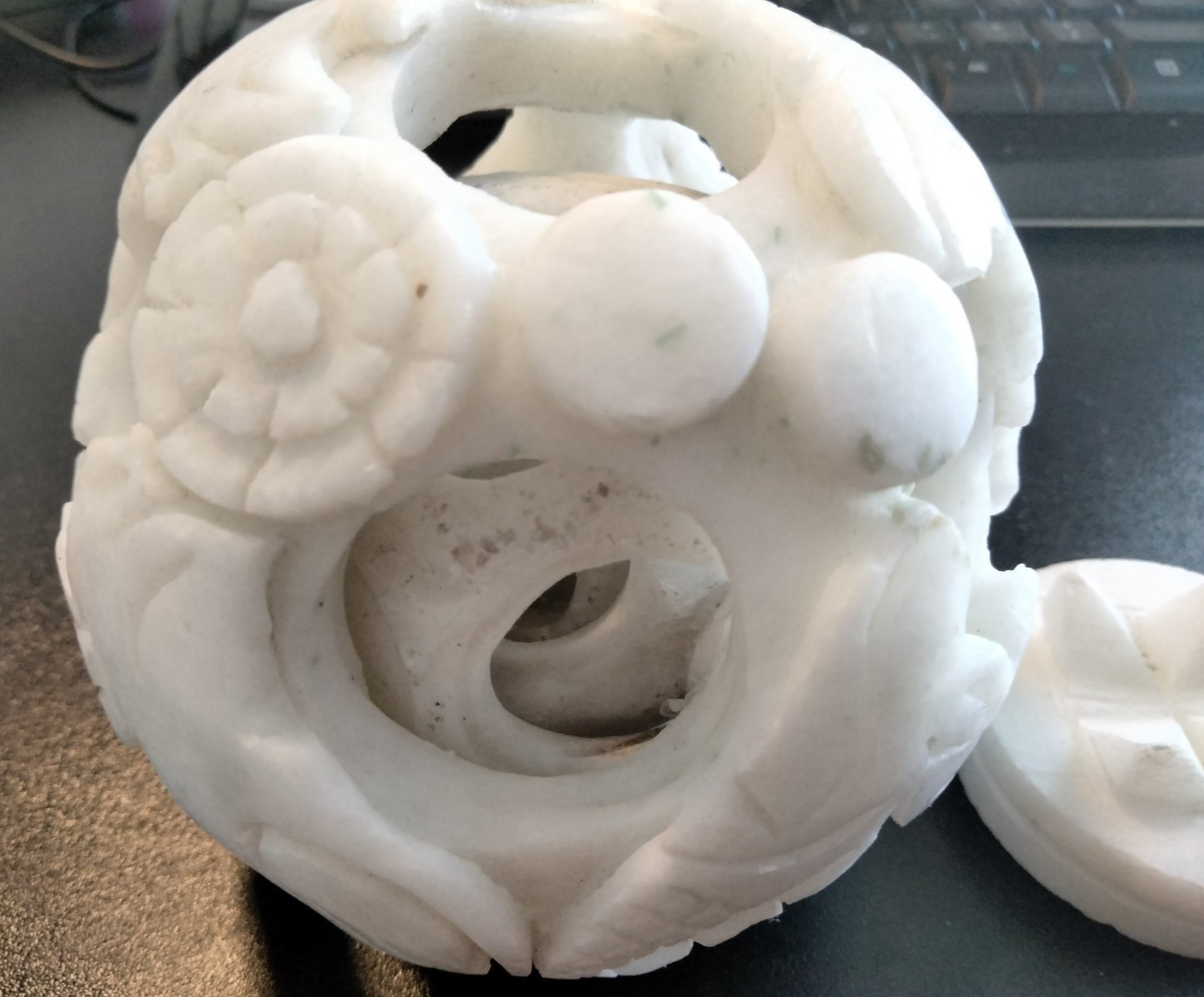 Chinese Carved Jade Handmade Puzzle Ball Sphere Decorative Collectible 5 layers