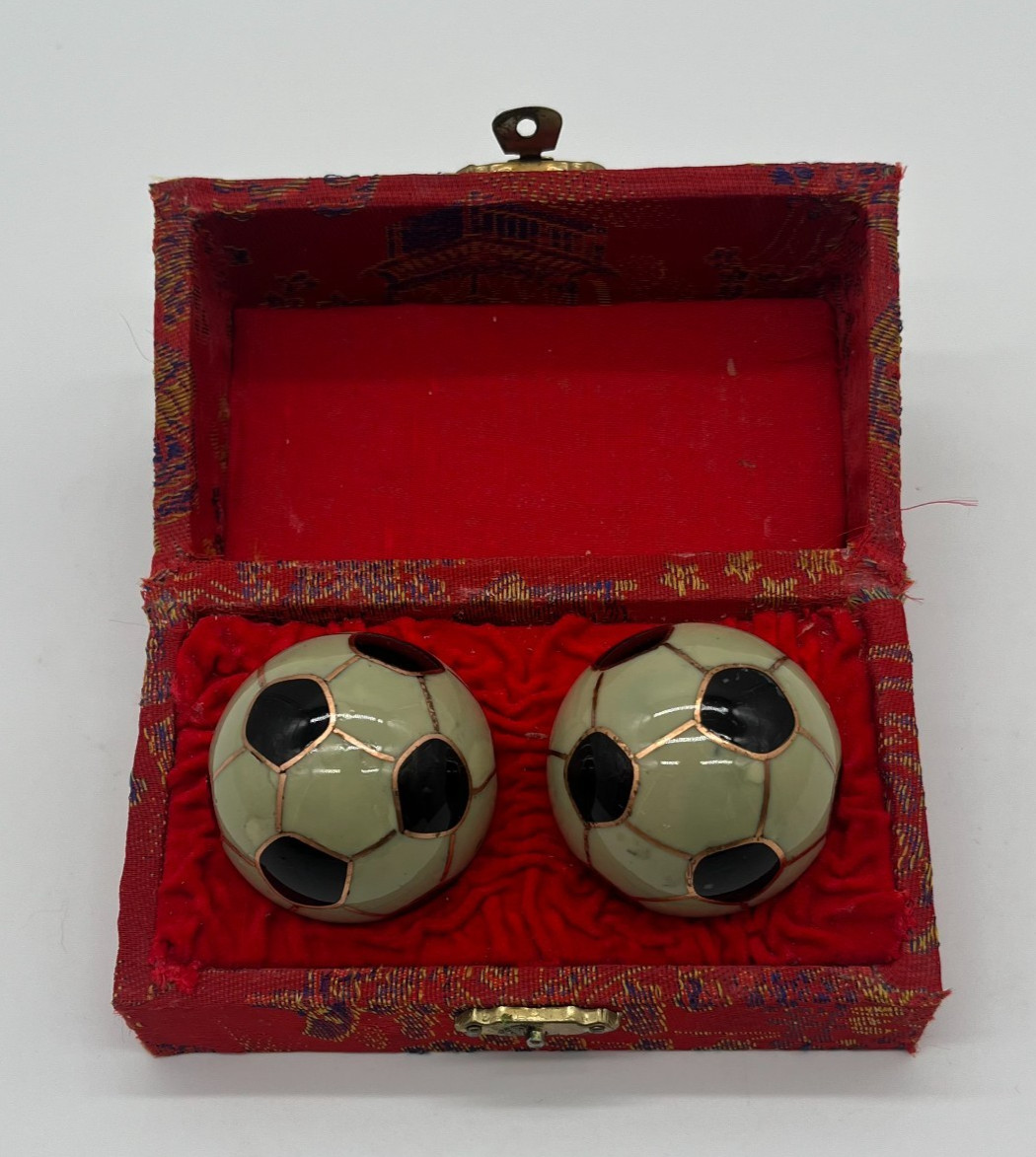 Vtg Pair Shou Xing Baoding Iron Ball Direction Medicine Chime Soccer Balls Case