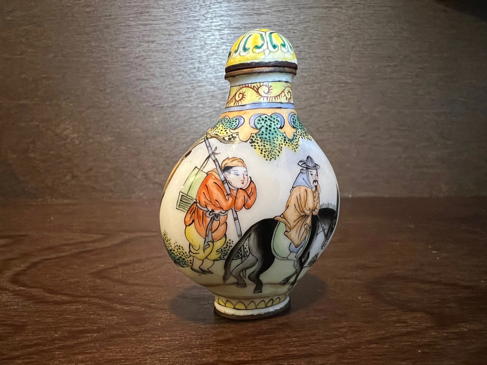 Canton Enamel Snuff Bottle
