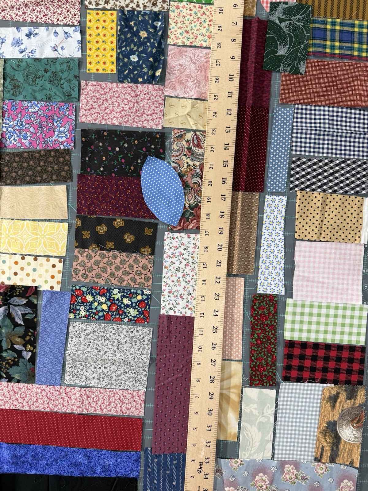 Fabric Scrap Lot Of 67 Pieces 1”-3”WIDE Crafts Quilting Vtg-now Length Varies