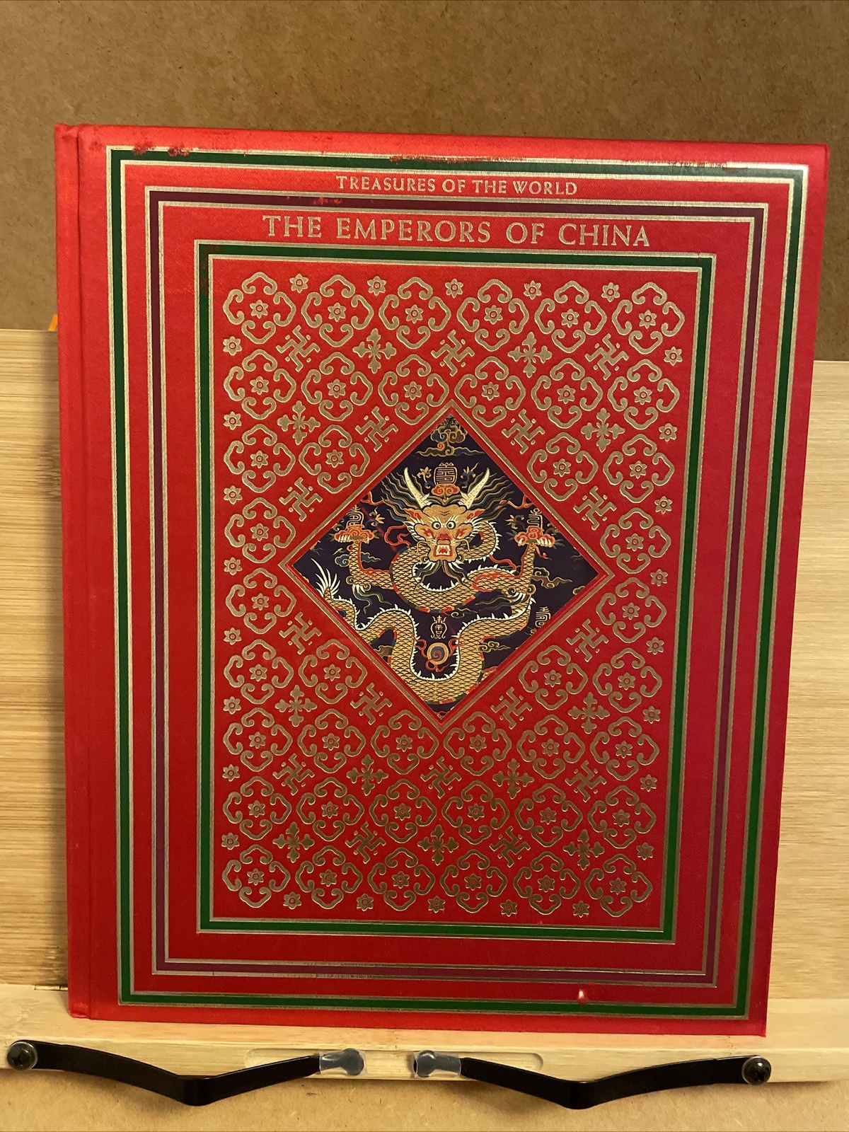 Vintage 1981 Treasures of The World Emperors of China Chinese Art Reference Book