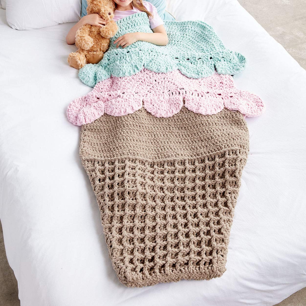 Bernat Baby Blanket Yarn Pink Blue Ombre 100% Polyester Soft Chenille 100G