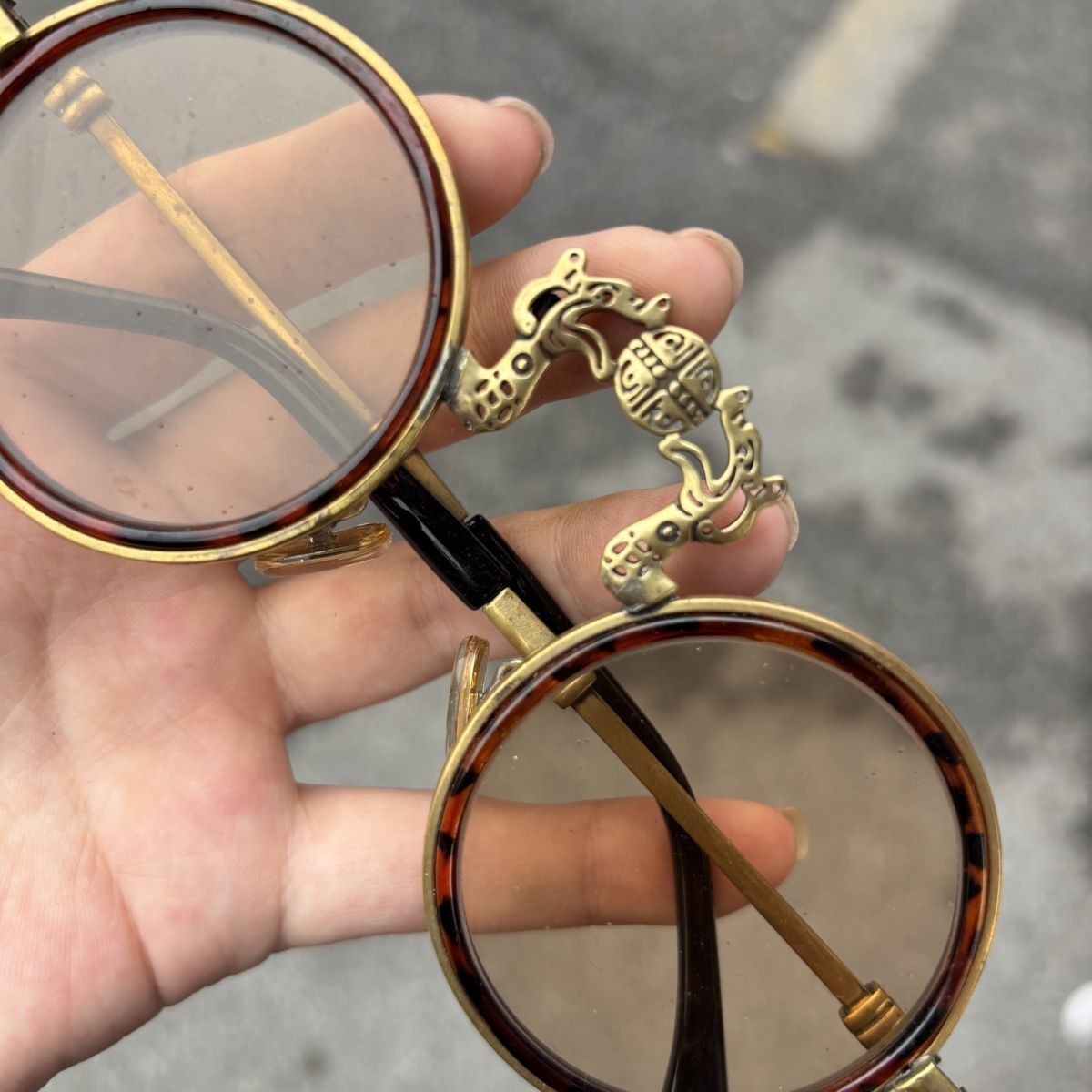 Chinese Style Vintage Glasses Antique Look Costume Eyewear Decor Display Prop