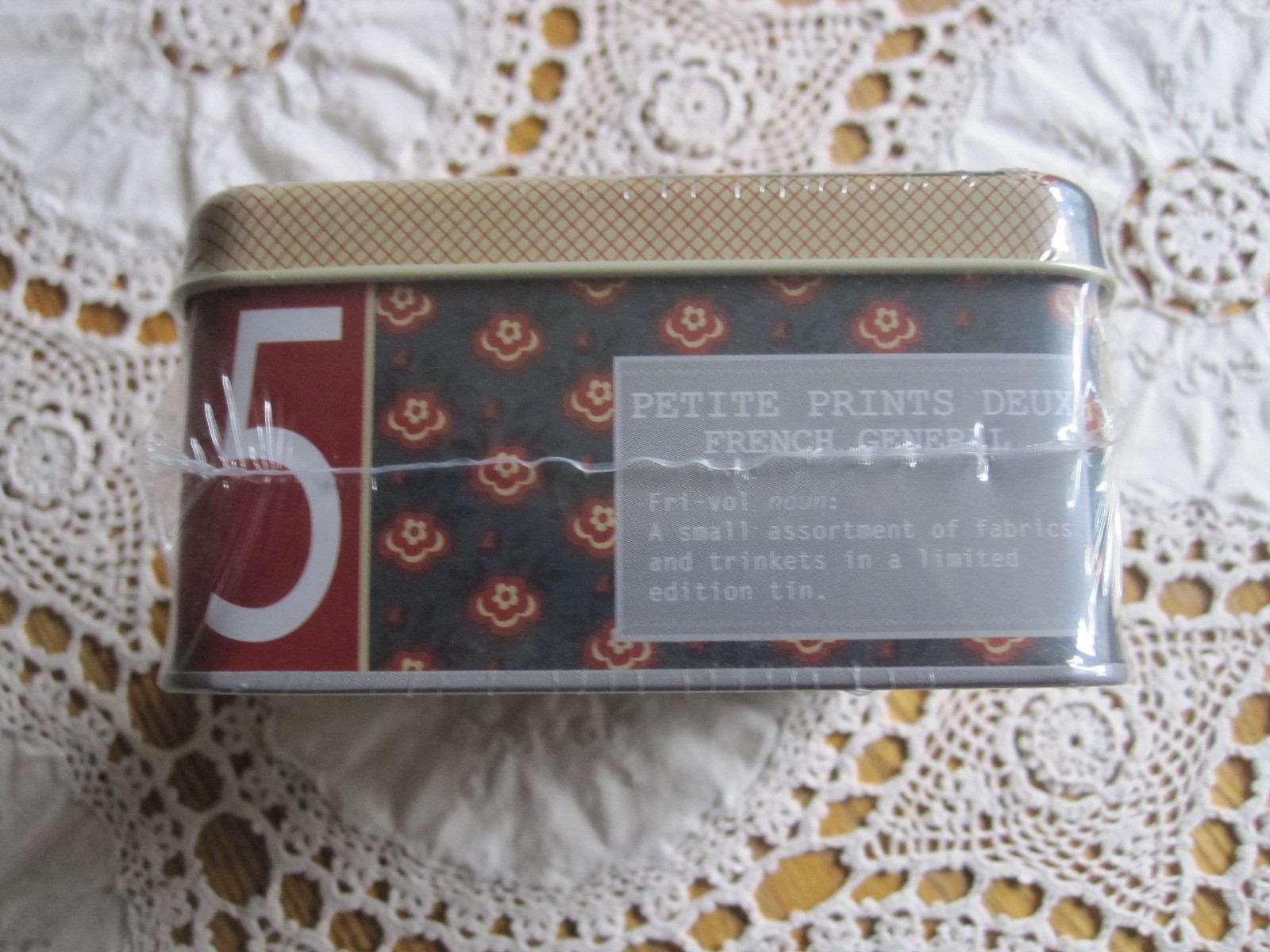 Moda Frivol No. 5 PETITE PRINTS DEUX Quilt Kit + Tin 30″ x 33″ SEALED