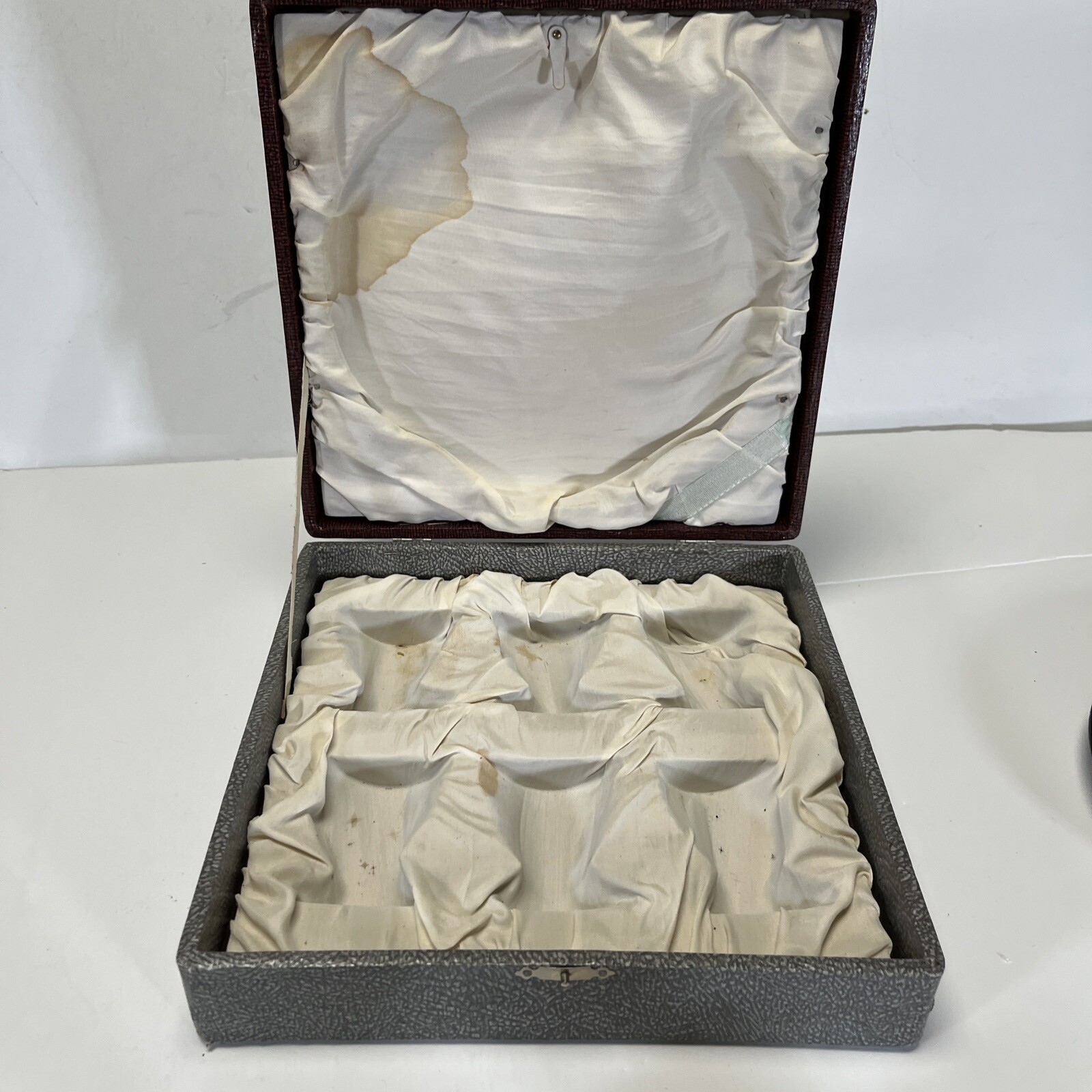 VINTAGE 1940s ASIAN BLACK LACQUER WOOD PLATE & CORDIAL SET UNIQUE