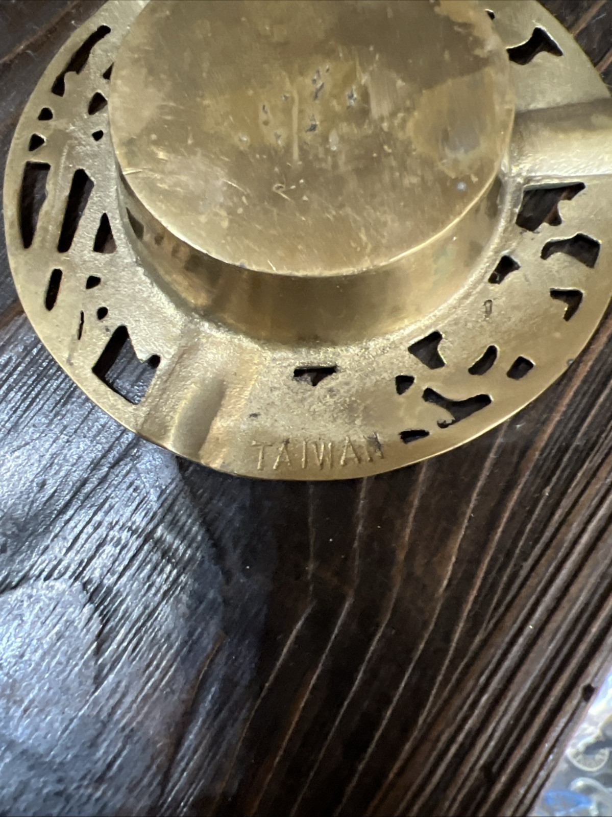 Vintage Chinese Brass Red Enamel Ashtray, Bamboo Floral Design 3.25″ Taiwan
