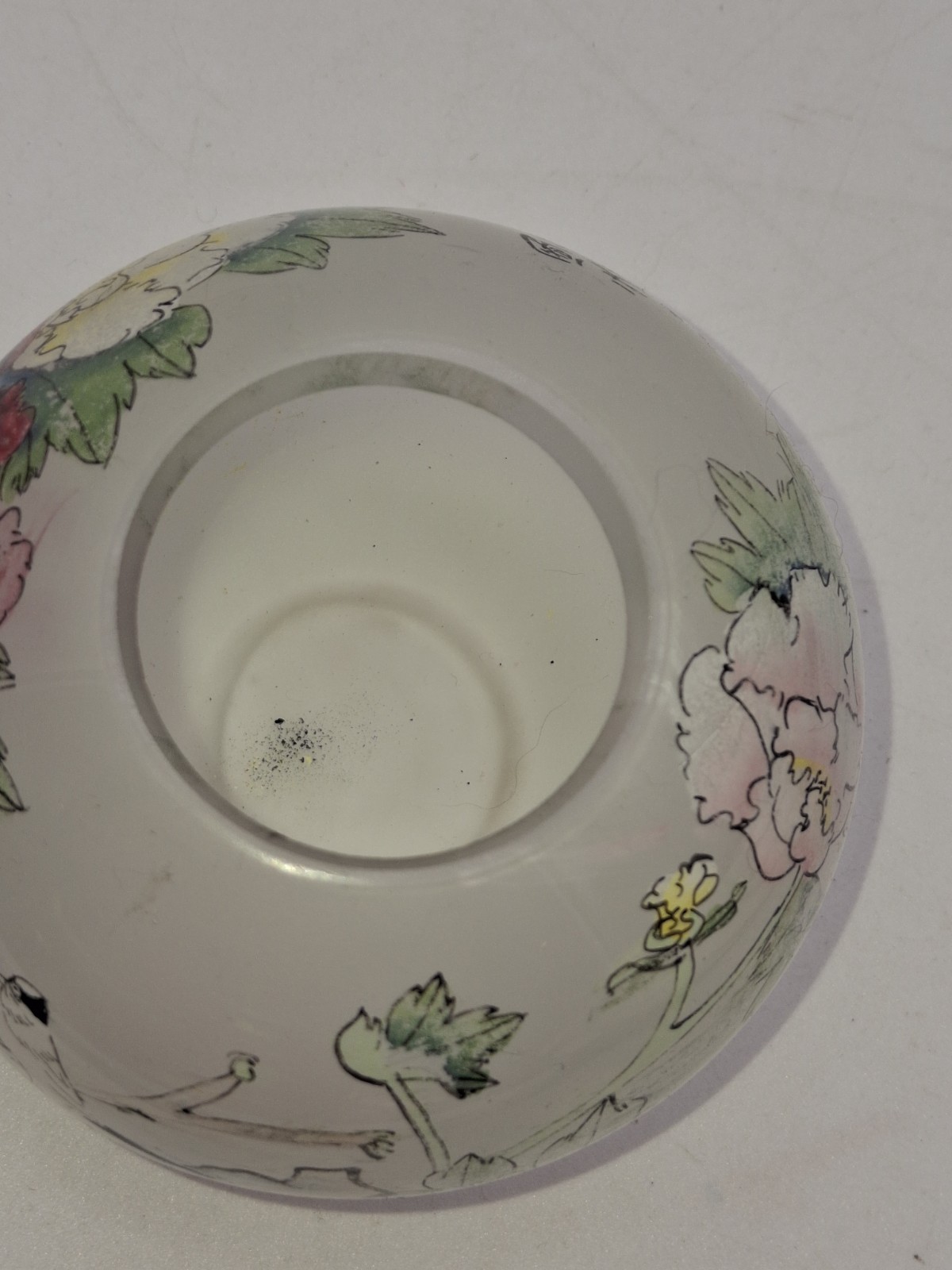 Vtg Reverse Painted Floral Garden Frosted Glass Snuff Bottle w Lid