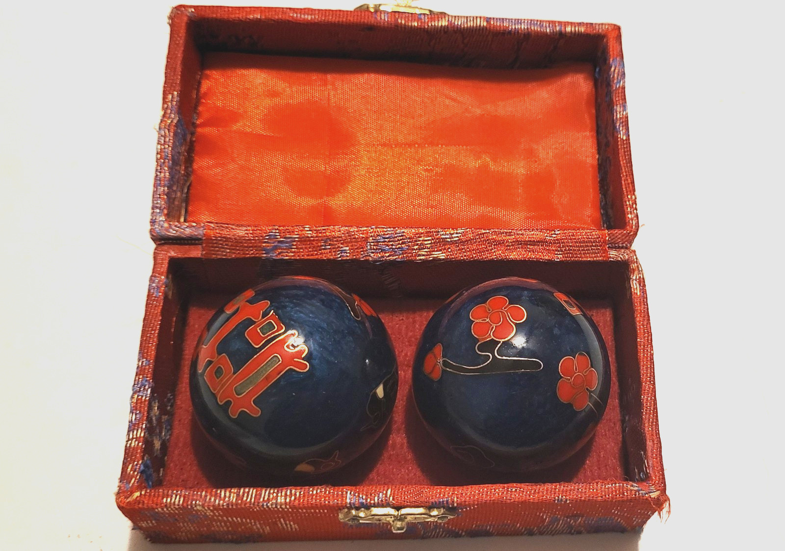 Vintage Chinese Baoding Health Balls Internal Chimes Meditation Red Box