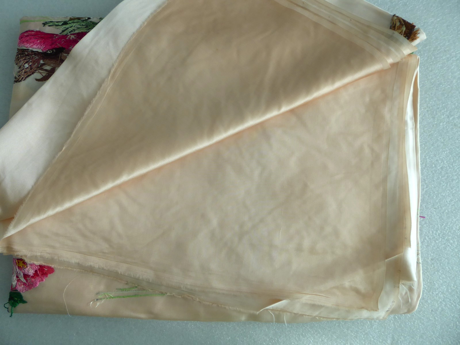 Vintage Chinese Embroidered Silk 100 Gold Fish Large Panel Bed Cover 56″x76″