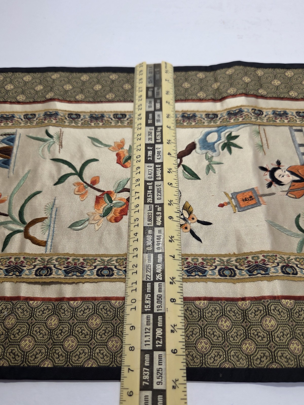 Vtg Chinese Silk Mats & Runner Embroidered Butterfly Flower Asian Table Decor