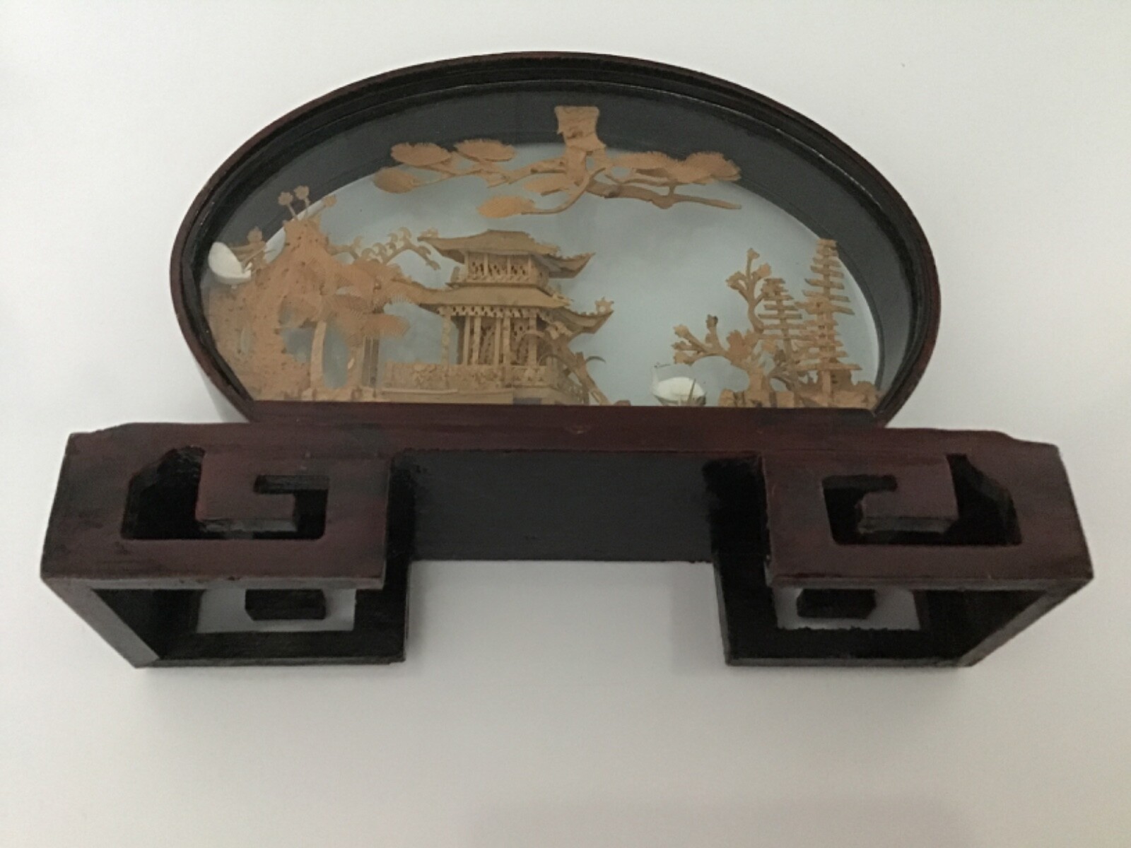 VINTAGE-FUJIAN HAND CARVED CORK DIORAMA ART GLASS WOOD FRAMED PICTURE