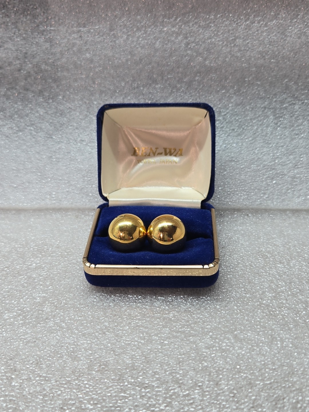 Vintage 1980/90’s Ben-Wa Balls in original Blue Case