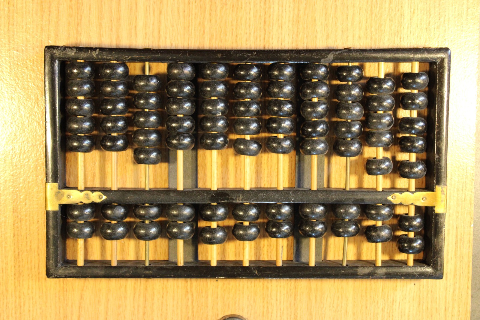 Vintage Lotus-Flower Brand Abacus 11 Rods: 9 Wood & 2 Metal 77 Wood Beads
