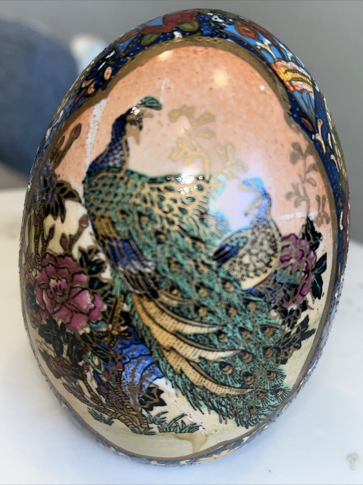 Moriage Style Porcelain Egg Gold Peacock Bird Flowers 4.5”x9.5” Gorgeous Colors