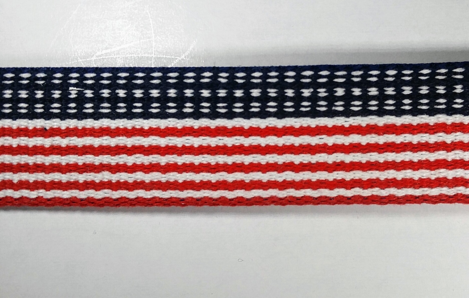 1 1/4″ Heavy Cotton Webbing Patriotic – American Flag – 5 Continuous Yards