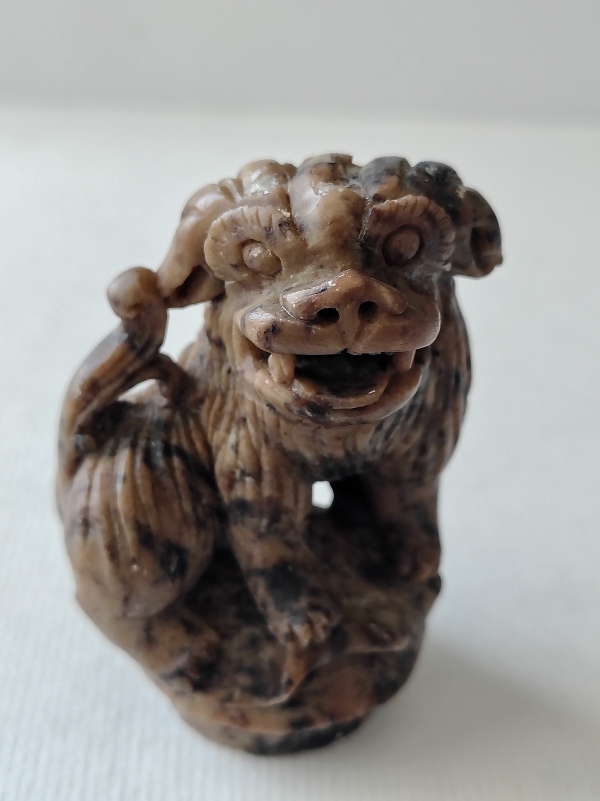 Vintage Chinese Hand Carved Soapstone Incense Burner Top Foo Dog 3″ Figurine