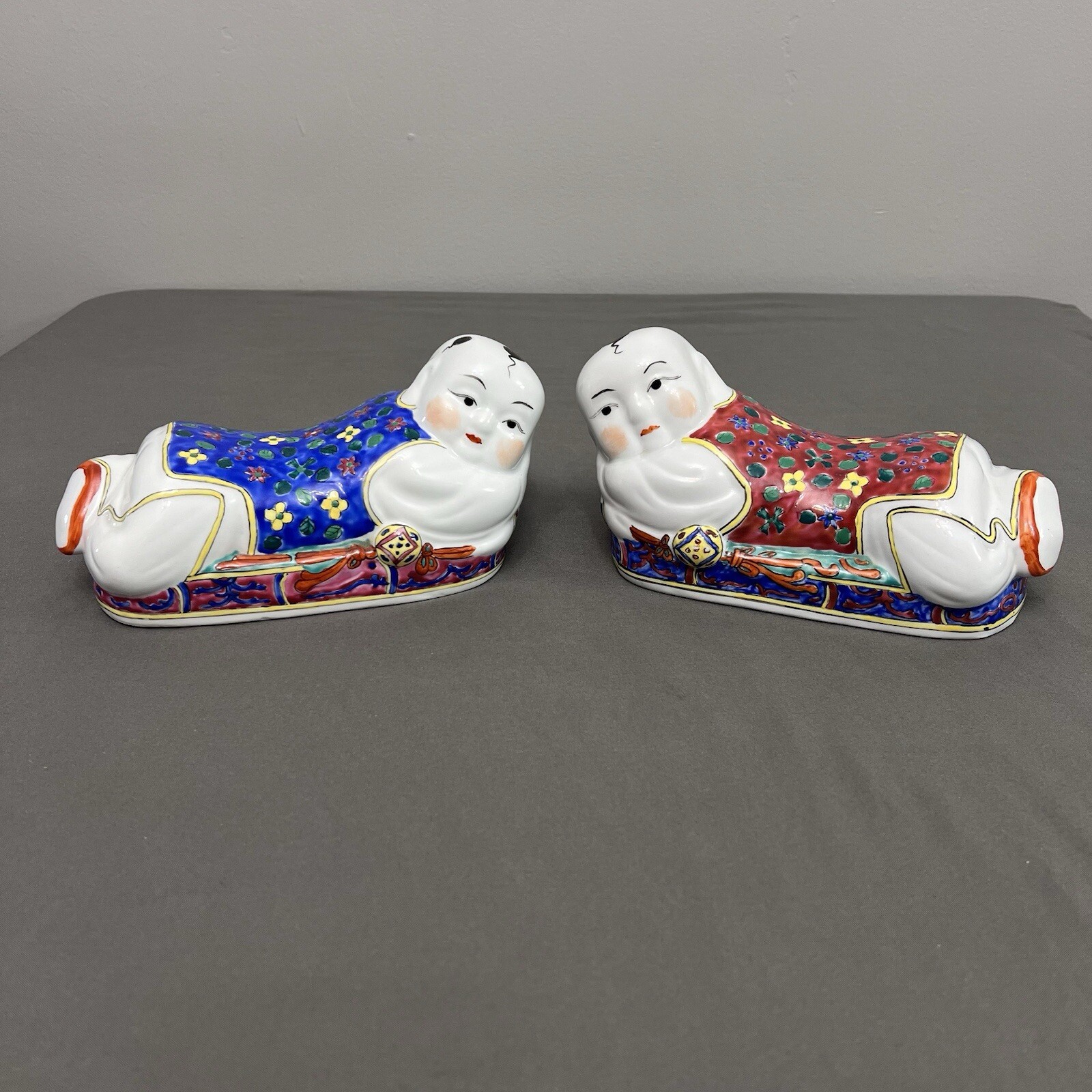 VTG Set Of 2 Porcelain Headrests Opium Pillows Handpainted Blue & Red 8.5x4x4.5”