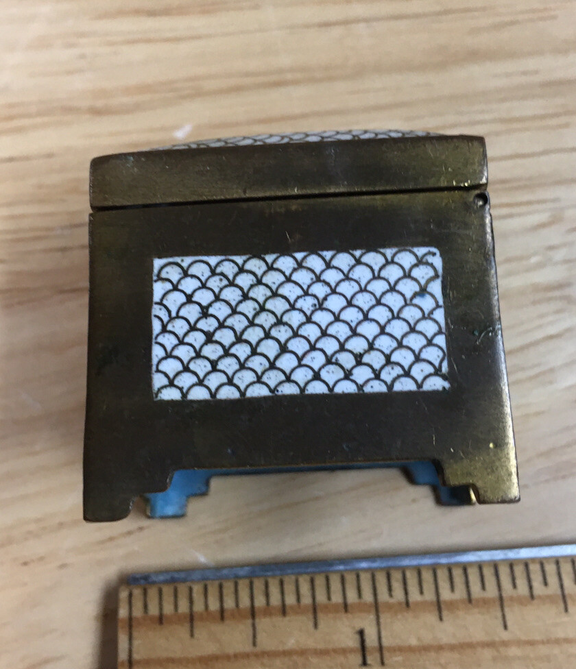 Vintage 1900s Marked China Cloisonné pill box