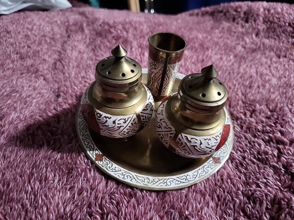 Vtg. Cloisonne Enameled Salt and Pepper Shaker SetTray And Toothpick Holder B17