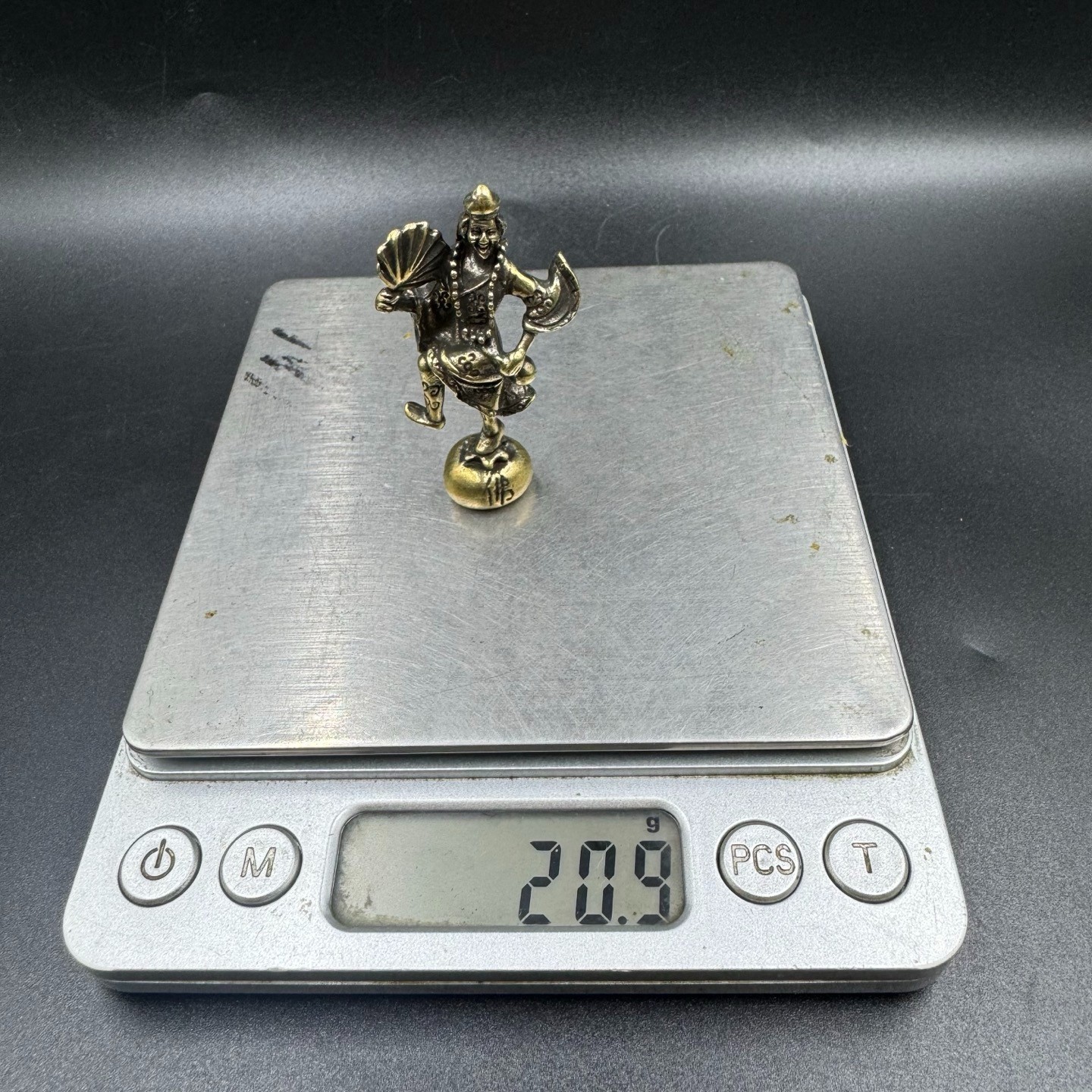 Vintage Brass Ji Gong Buddha Mini Statue Mad Monk Feng Shui Wealth Desk Ornament