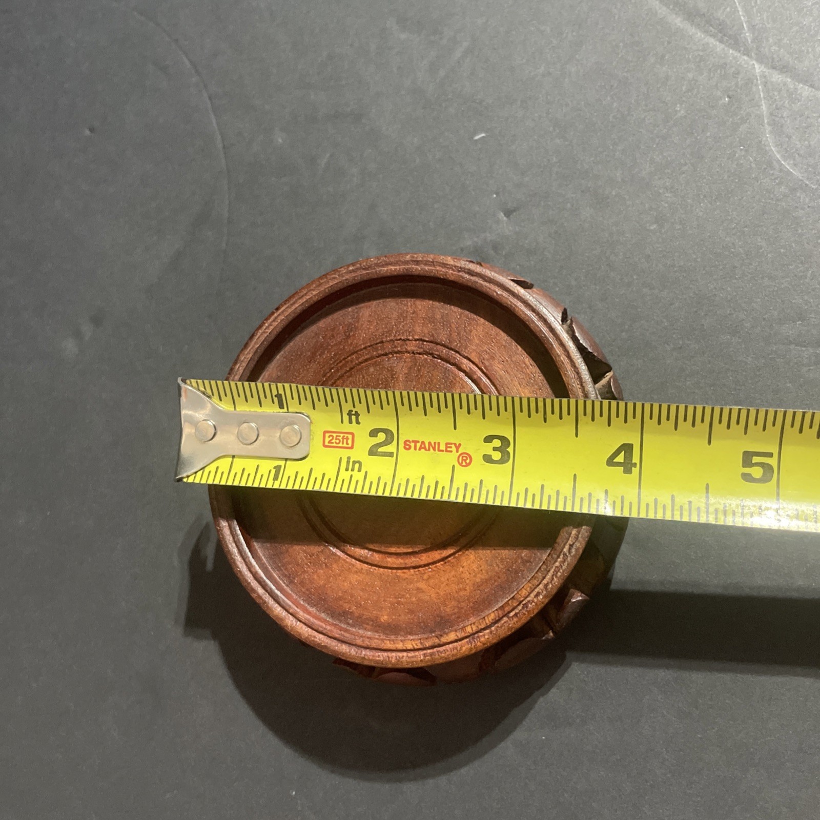 Vintage Chinese Carved Wood Vase Stand Display Urn 4″ Outer Diameter
