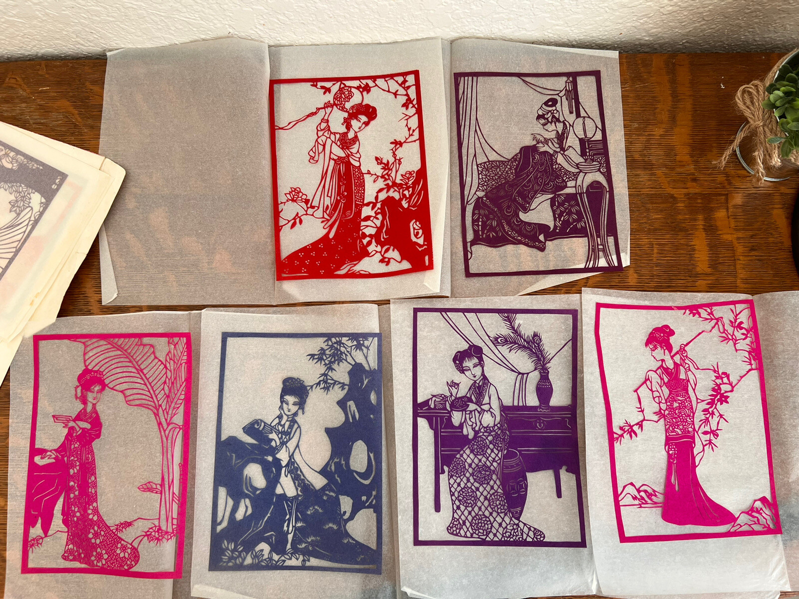CHINESE FOLK ART TRADITIONAL CHINESE PAPER CUTS 1950S LOVELY GEISHA