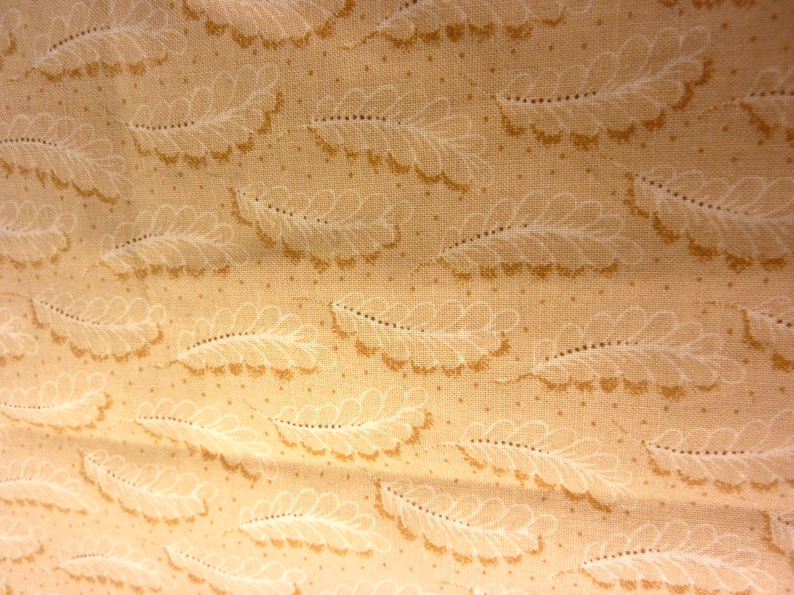 FCI FEATHER THEMED COTTON FABRIC REMNANT 43″ W x 45″ L