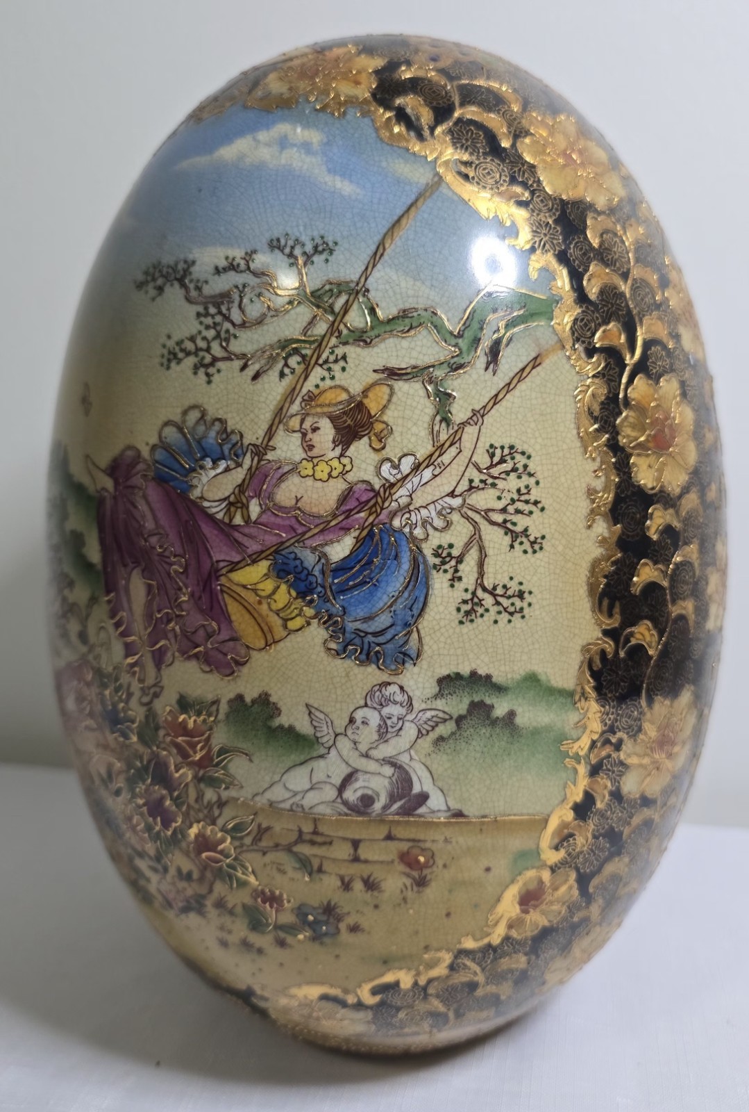 VTG 1950s HandPainted Satsuma Large Porcelain Egg Courting Couple Cherub Motifs