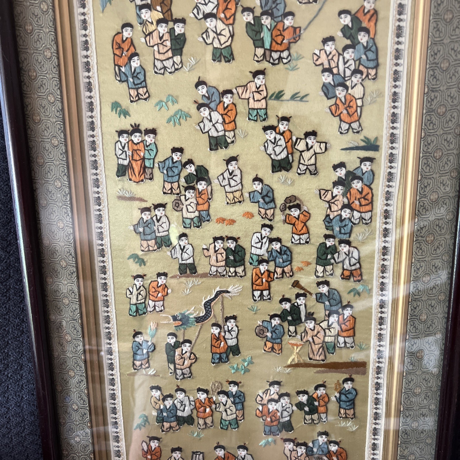 Chinese 100%Hand embroidered Peking Embroidery Art: Party painting screen