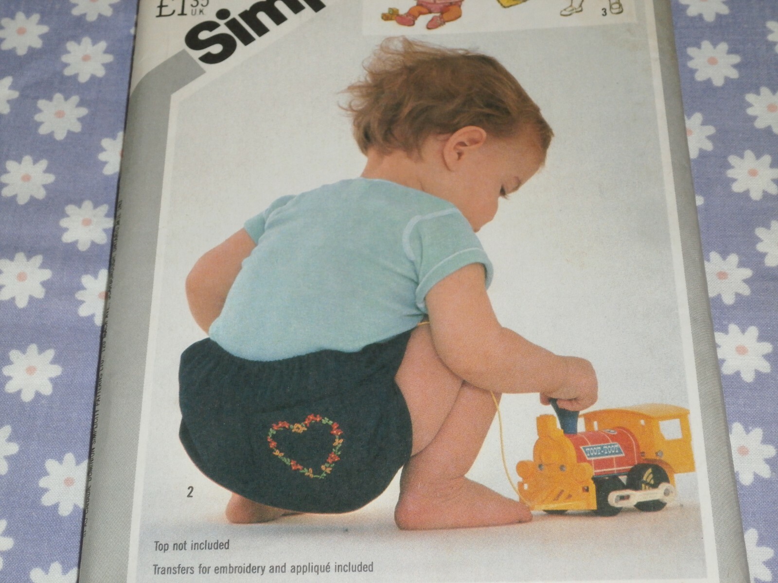 VTG SIMPLICITY 5558 BABIES LAYETTE WITH TRANSFERS PATTERN-UNCUT-6 MONTHS