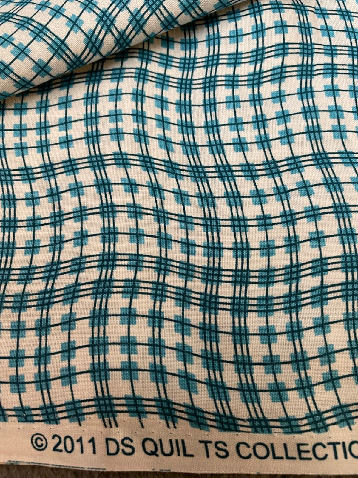 Fabric Lot 2 Yards 26 Inches 42 W Wavy Checks Stripes Turquoise Aqua White