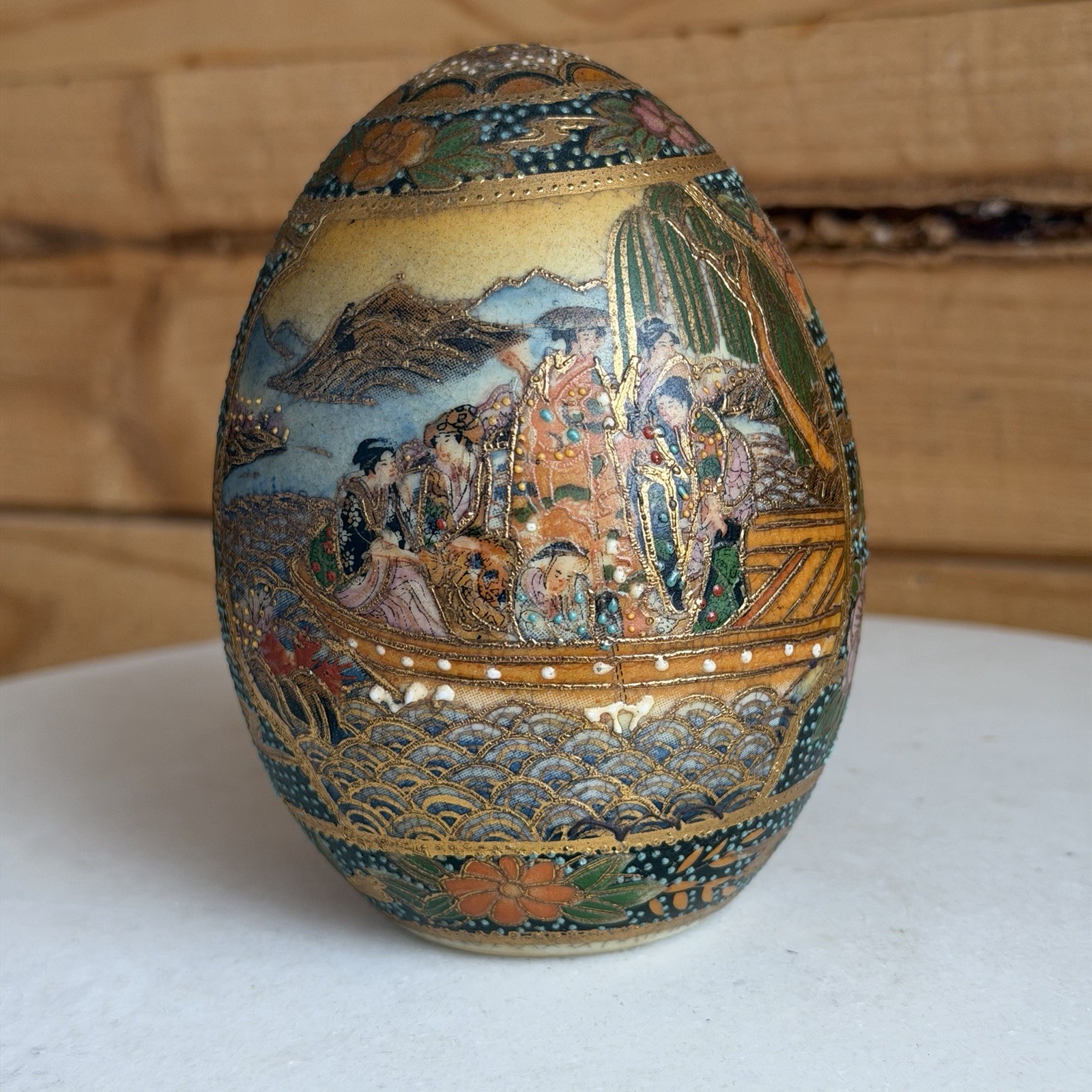 Vintage Hand Painted Satsuma Porcelain Egg Geisha Girl Flowers Boat Motif 4.5 in