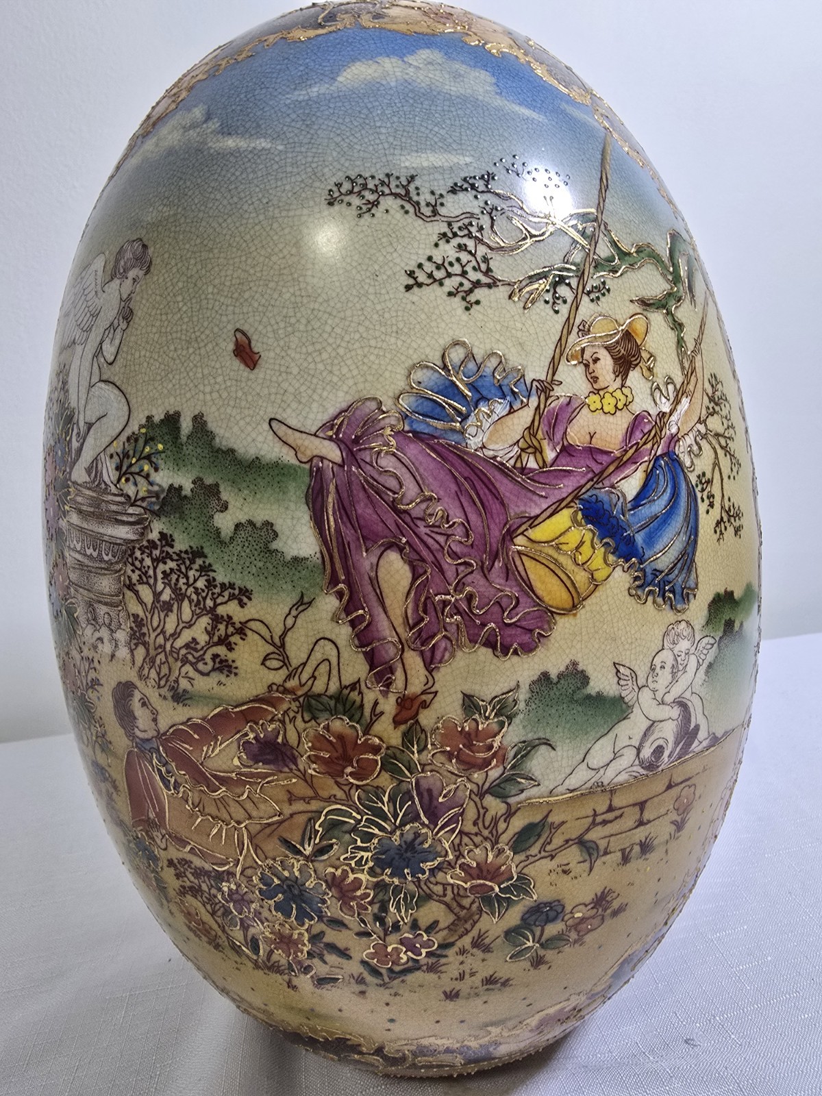VTG 1950s HandPainted Satsuma Large Porcelain Egg Courting Couple Cherub Motifs