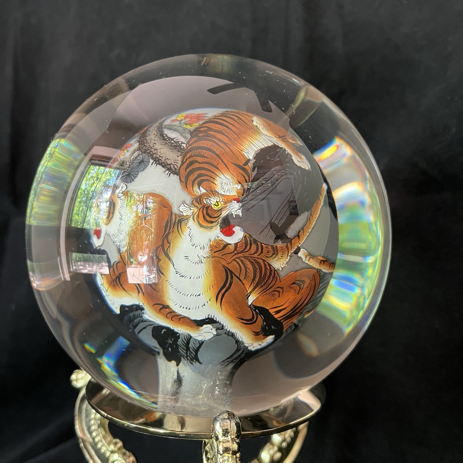 Chinese Glass Globe Five Tigers Inside Painted Reverse Art Lg 4.5in On Gold Base