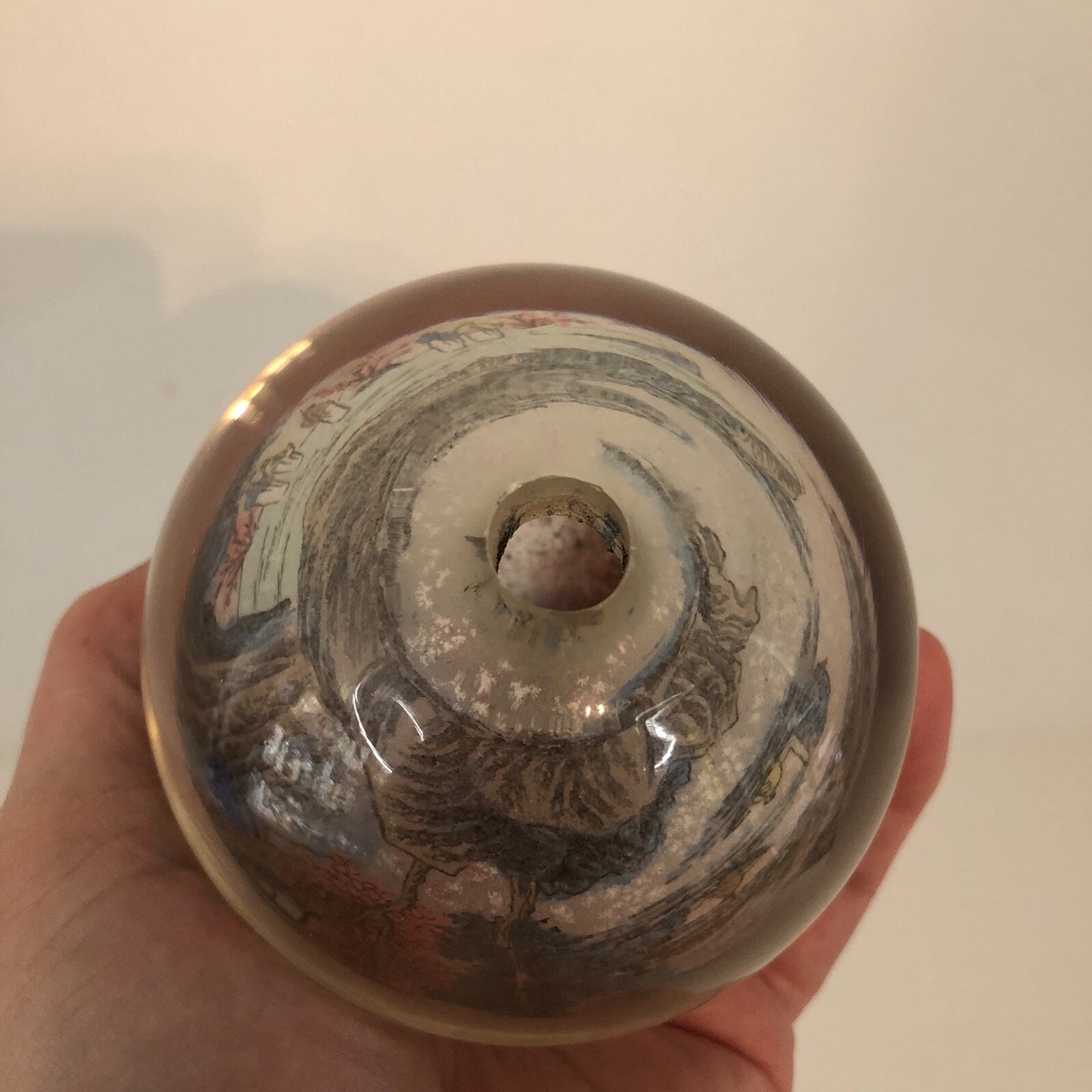 Vintage Chinese Reverse Painted Glass Ball Sphere paper weight Asian scene