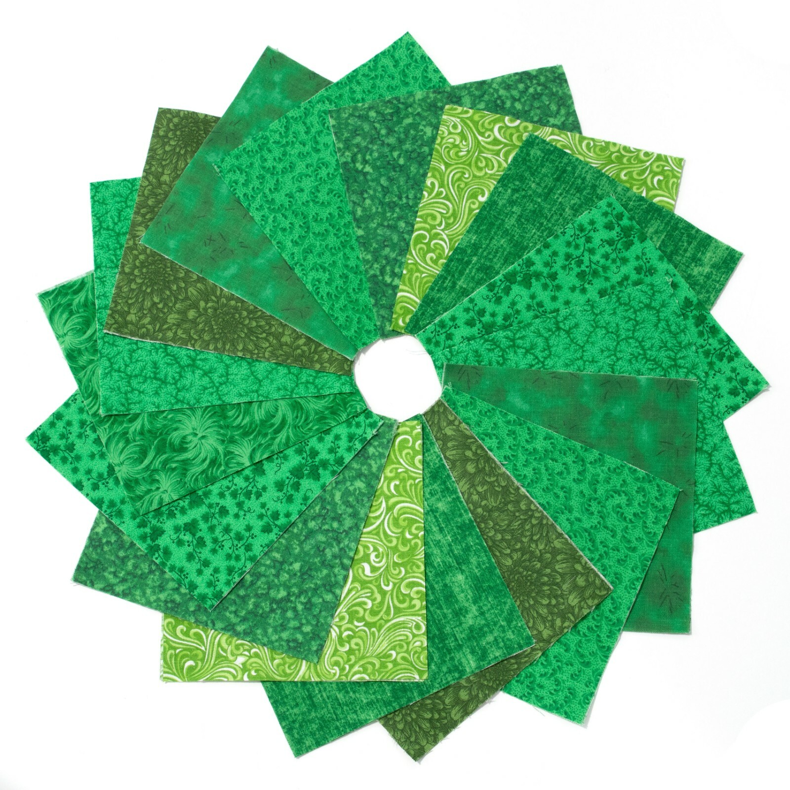It’s All Green 90-pc precut charm pack 5″ squares 100% cotton fabric green quilt